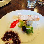 ビストロ ニドワゾォー - 