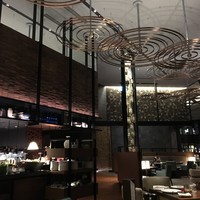 アトモス・ダイニング - 
