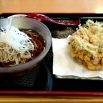 丸屋 - 野菜かきあげと冷かけそば