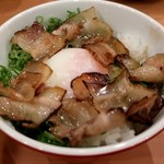 Tonkoku Umaya Ramen - 温玉ネギ豚丼