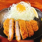 とんかつ つまり - 特上とんかつ定食