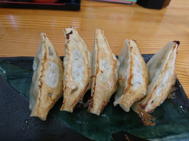 上海餃子館（シャンハイギョウザカン） - 泉中央（餃子）の写真