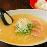 SUMIYAKI BAR BoTiboti - (ﾗﾝﾁ)鶏そば ￥800　※1日限定10食