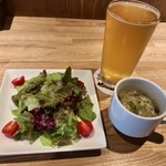 スワンレイクバルエド - サラダとスープ登場！