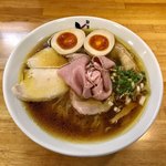 麺屋 しん蔵 - 田舎の醤油 800円 手揉み平ちぢれ麺 チェンジだ50円 味玉 100円