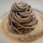 パティスリー・パリセヴェイユ - モンブラン（1300円）
