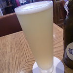 パティスリー・パリセヴェイユ - 美しい白いビールだ。