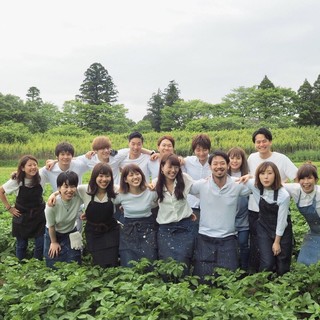 千葉にある自社農園で朝収穫した採れたての新鮮野菜をお届け！