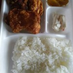 牛島商店 - 唐揚げ弁当(小盛り、ニンニクあり)