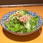 Torikatsu Dainingu - 水菜と生ハムのサラダ