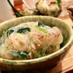 和創作 太 - 〈八寸〉
                                蟹のあんかけ、磯つぶ貝、カラスミ、なしと枝豆サラダ、ハゼフリット、トマトのすり流し、