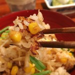 和創作 太 - 〈御飯物〉
      ホタテとトウモロコシの炊き込みご飯
      トウモロコシは予めバターしょうゆ、
      味噌汁、香の物、ほうじ茶