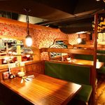 海鮮食飲市場　マルカミ食堂 ドックヤード店