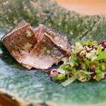 鮨松榮 - 火取り秋刀魚造り 肝醤油
