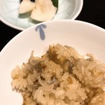 鶴鳴館 松坂屋本店 - ちりめん茗荷ご飯と香物