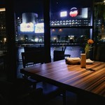 MOSAIC - 窓側テーブル席