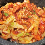 韓国料理ジョウンデー - 石焼タッカルビのアップ