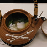 割烹 蒲焼 大沼 - 松茸の土瓶蒸
