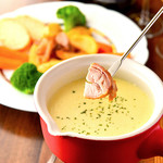 Cheese fondue (1 serving)