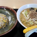 麺屋マルダイ - 味噌ラーメンと半チャーハンセット