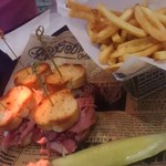 Giovanni Pastrami - ReubenBites　良い＾＾