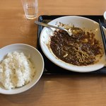 佳隆軒 - なので肉味噌が残って
      ついついご飯を追加でお願いしてしまうんです