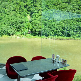 パーラー白糸の滝_2