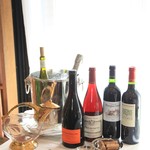 アルピーノ - バイザグラスは、全部で10種類以上