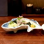 鳥田中 - お通し・東京湾天然虎河豚刺し
