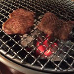 Kurogewagyuu Yakiniku To Kankokuryouri Hanuru - 