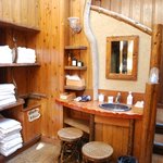 花仙庵 仙仁温泉 岩の湯 - 家族湯のひとつ「野守の湯」脱衣所