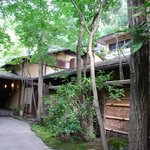 花仙庵 仙仁温泉 岩の湯 - 建物外観