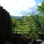 花仙庵 仙仁温泉 岩の湯 - 湯あがりところのデッキ