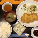 とんかつかつ屋 - 