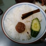 和 あいだ - 糠漬け、梅干、昆布