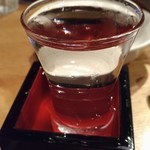 Sumibi Genshiyaki To Kuramoto Shouchuu No Mise Nodoguro No Nakamata - 日本酒は写楽にしました