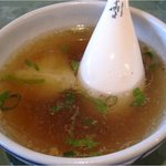 サワディー - カオマンガイのスープ
