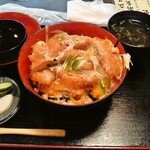 駒沢よし鳥 - チキンカツ丼 850円
