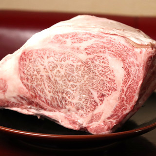 宮城県が誇る“仙台牛”の【A5ランク】のみを使用した極上肉