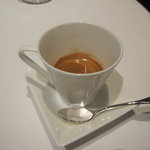 リストランテKubotsu - エスプレッソ。小菓子もあるので、たっぷりコーヒーを貰ったら良かったです(＾＾ゞ