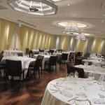 リストランテKubotsu - サロンを見せて貰いました。豪華！