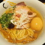 煮豚塩そば1200円 味玉100円