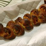 Pane Ho Maretta - バジルベーコンエピのフランスパン ¥230+税