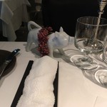 レストラン アルティザン（restaurant Artisan） - ブタのオブジェ