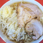 ラーメン二郎 - ラーメン小＋ニンニク多め