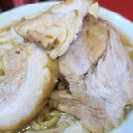 ラーメン二郎 - ブタ