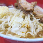 ラーメン二郎 - 野菜（デフォ）