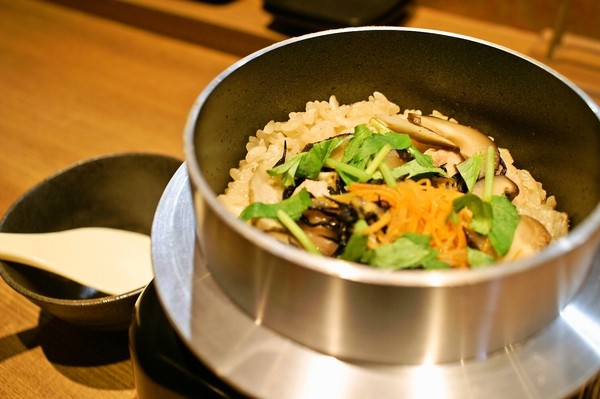 ISAOпјҲгӮӨгӮөгӮӘпјү - еёҜеәғпјҲеұ…й…’еұӢпјүの写真