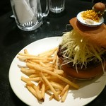 ICON - ジンジャーバーガー￥1500