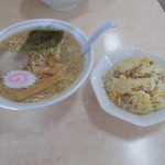 北珍 - チャーハンセット860円+360円（麺類変更）